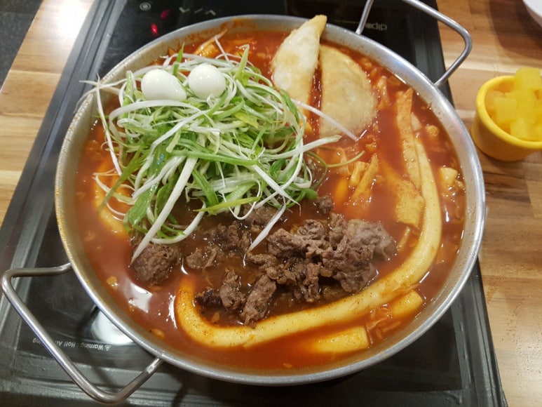 청년떡볶이 이미지