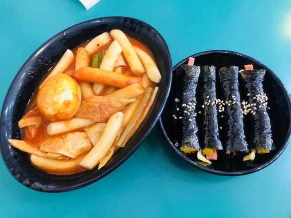 부자이모네얼얼떡볶이 이미지