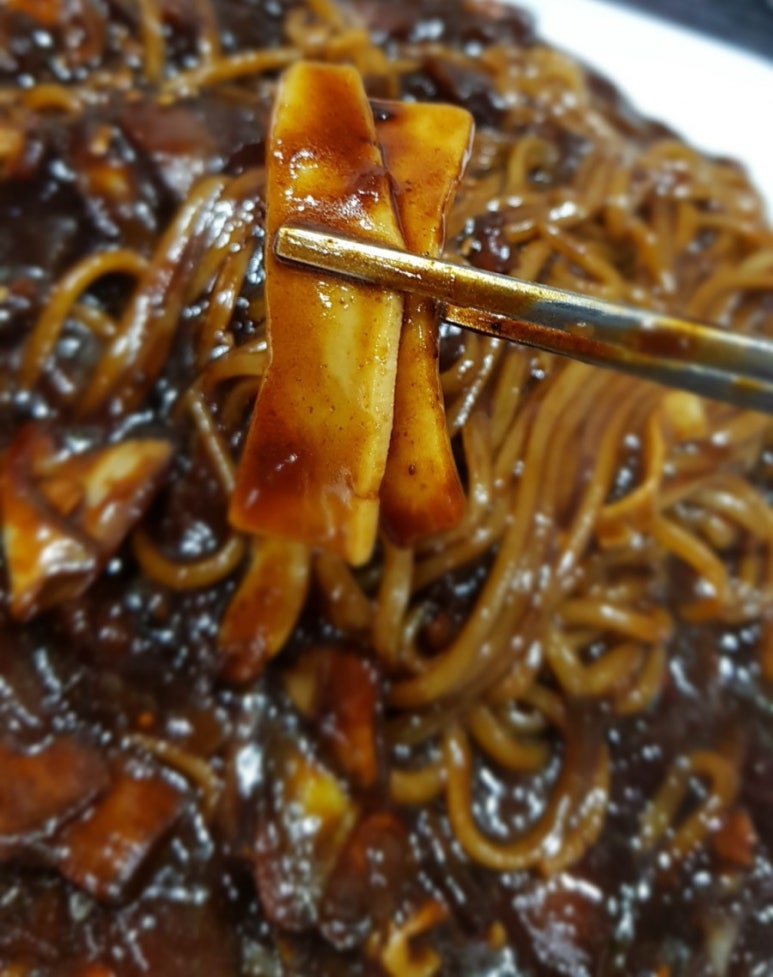 엄지천년교동짬뽕 이미지