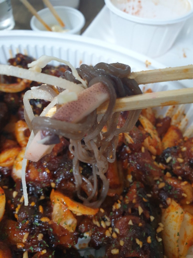 여왕왕족발 이미지