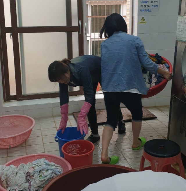 이화세탁 이미지