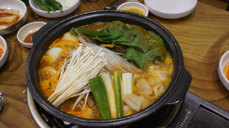 논현감자탕 이미지