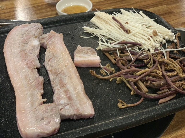삼겹세상석적점 이미지