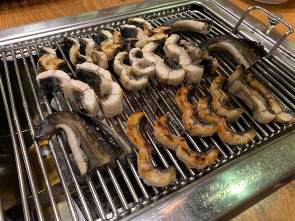 먹쇠민물장어 이미지