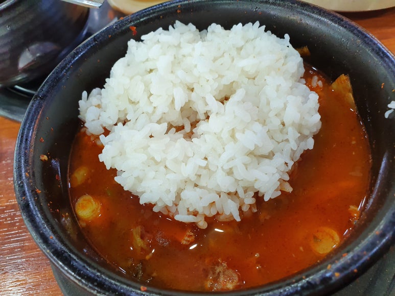 참맛감자탕 이미지