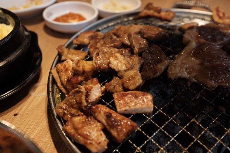 무한리필양념돼지갈비 이미지