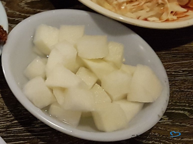 다모아치킨 이미지