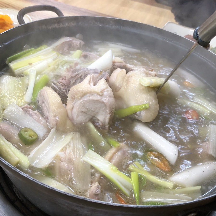 산골닭한마리 이미지