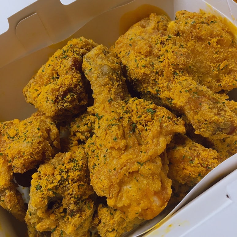 BHC치킨 순천신대지구점 사진 4