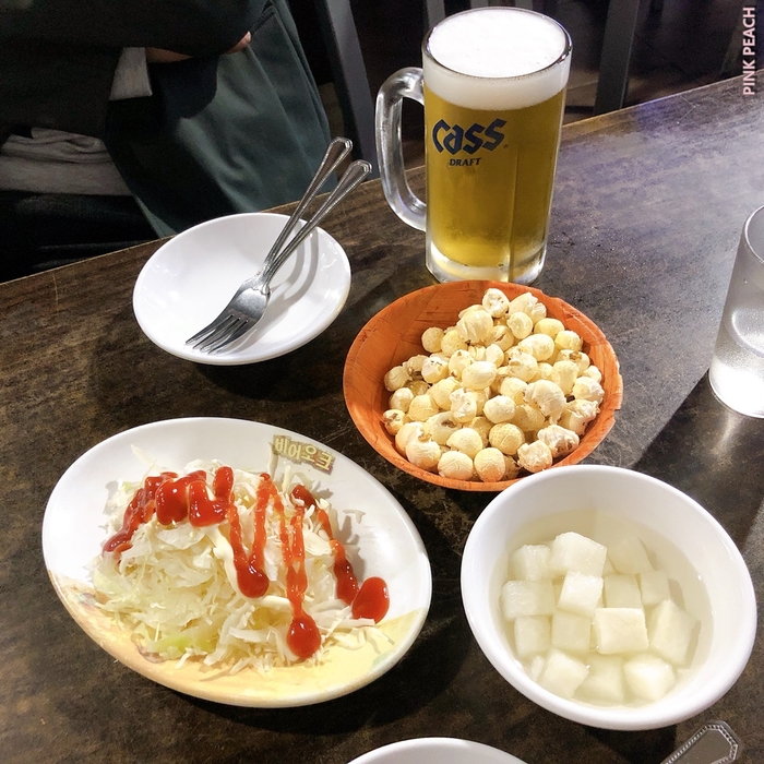 옥수수로 구운 치킨&바베큐 이미지