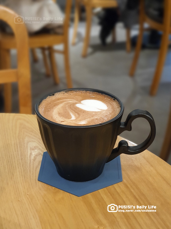커피앤스쿱(Coffee&Scoop) 이미지