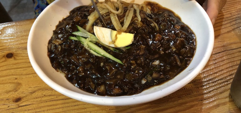 영화춘 이미지