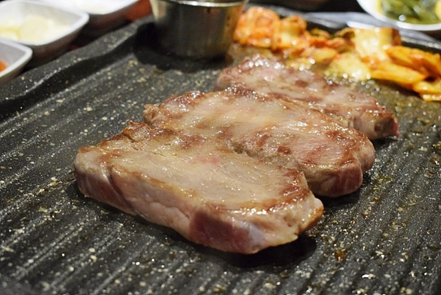 고을래이베리코흑돼지서 이미지