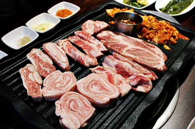 돼지는이베리코 이미지