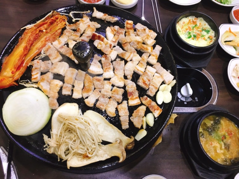 순진한삼겹살 이미지