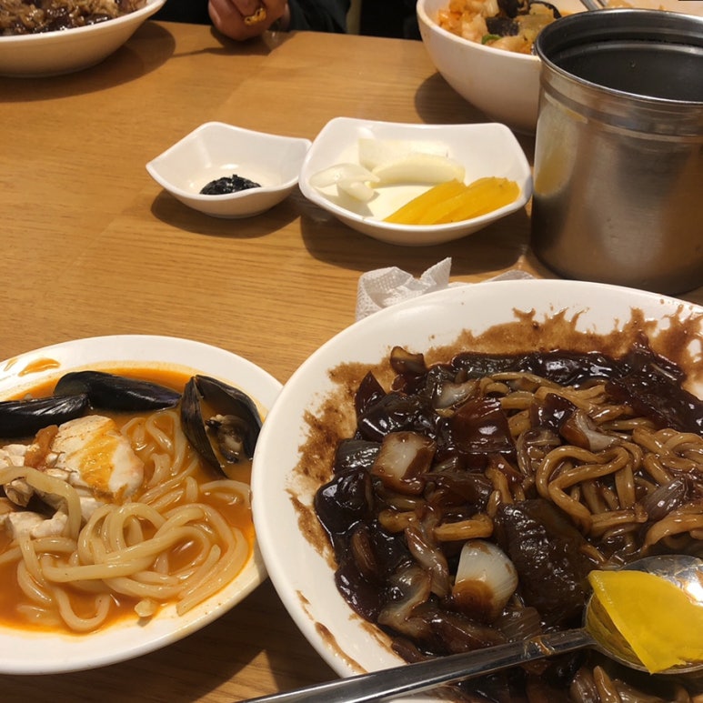 김춘석참치 이미지