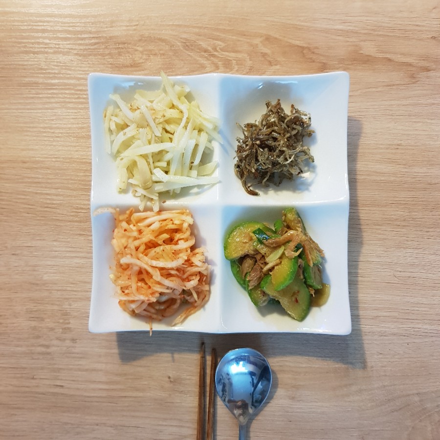 윤'S반찬 이미지