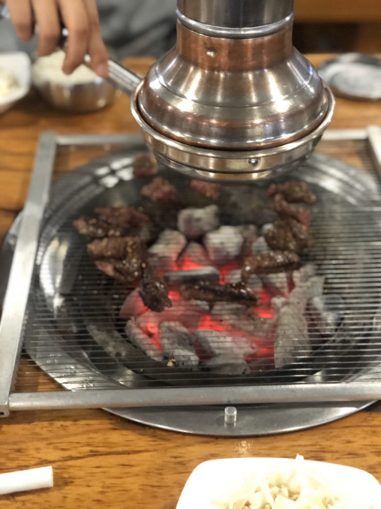 왕통큰숯불구이 이미지