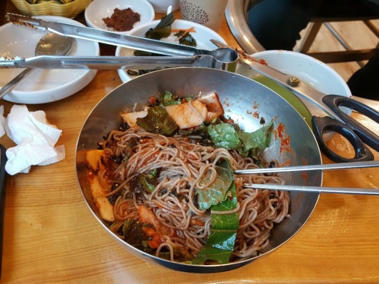 강변의풍차 이미지