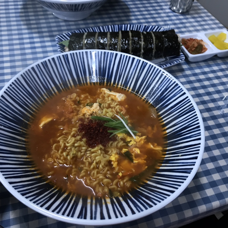 라미김밥 이미지