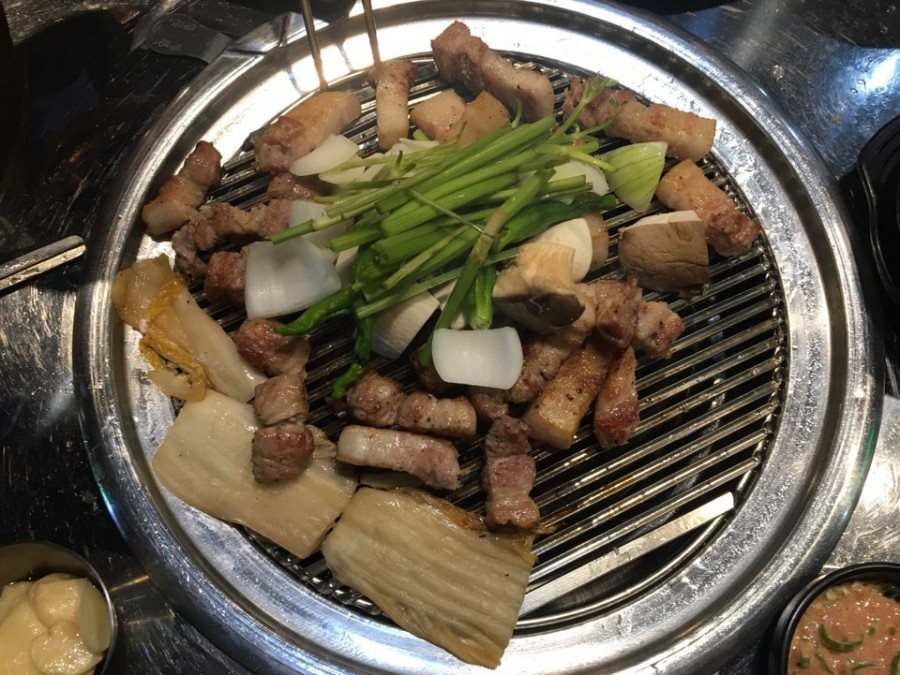 돼지통 이미지