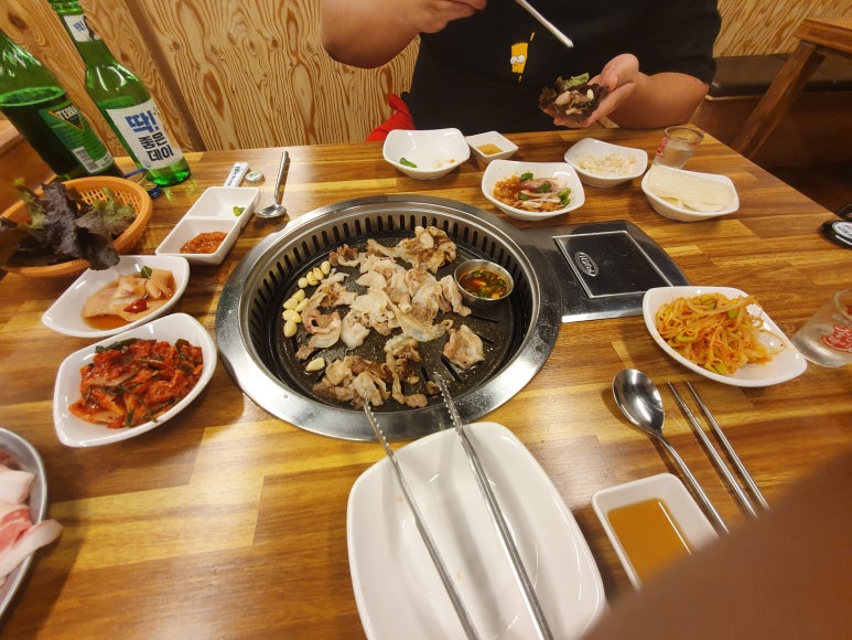 흑돼지생막꾸어 이미지