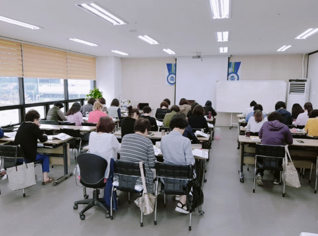 더온요양보호사교육원 이미지