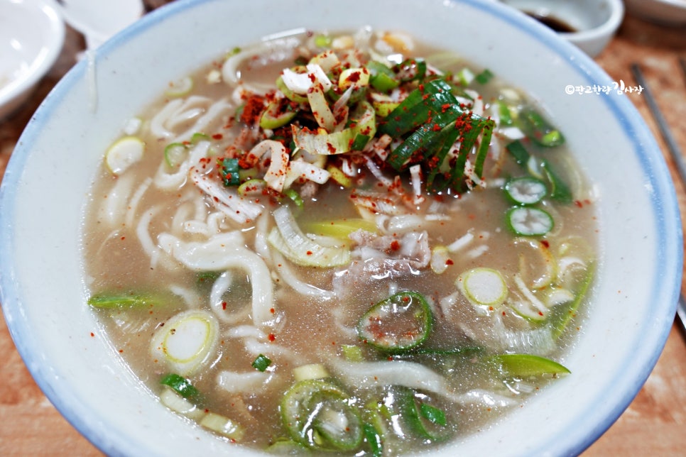 후룩손칼국수 이미지