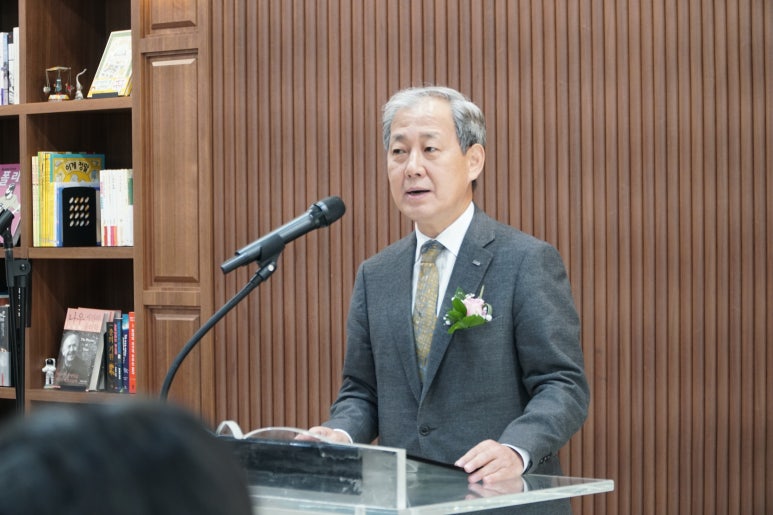 일공칠디자인 이미지