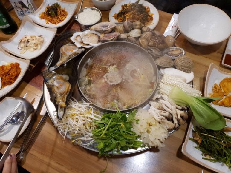 황후칼국수 이미지