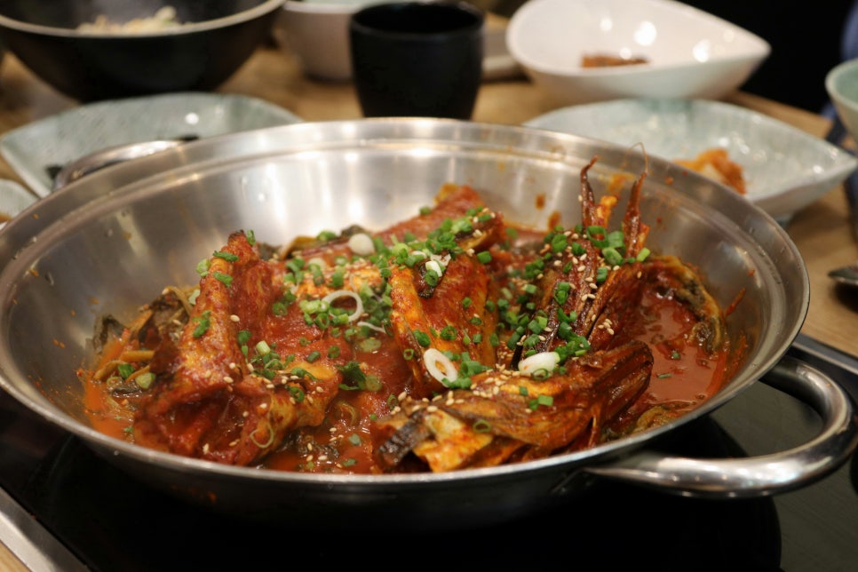 고래식당 이미지