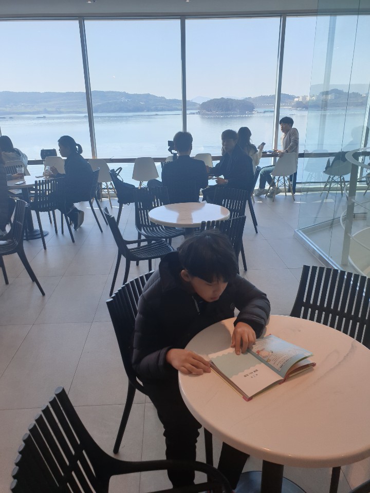 갤러리안 이미지