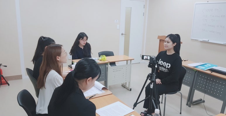 핀스피치학원 이미지