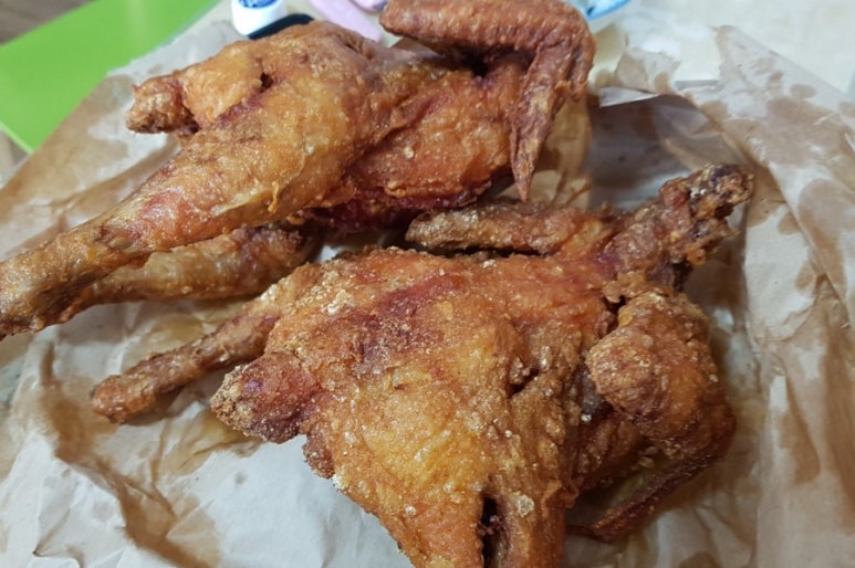 와룡통닭 이미지