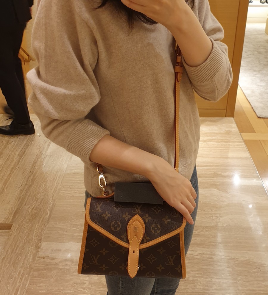 일월무역 이미지