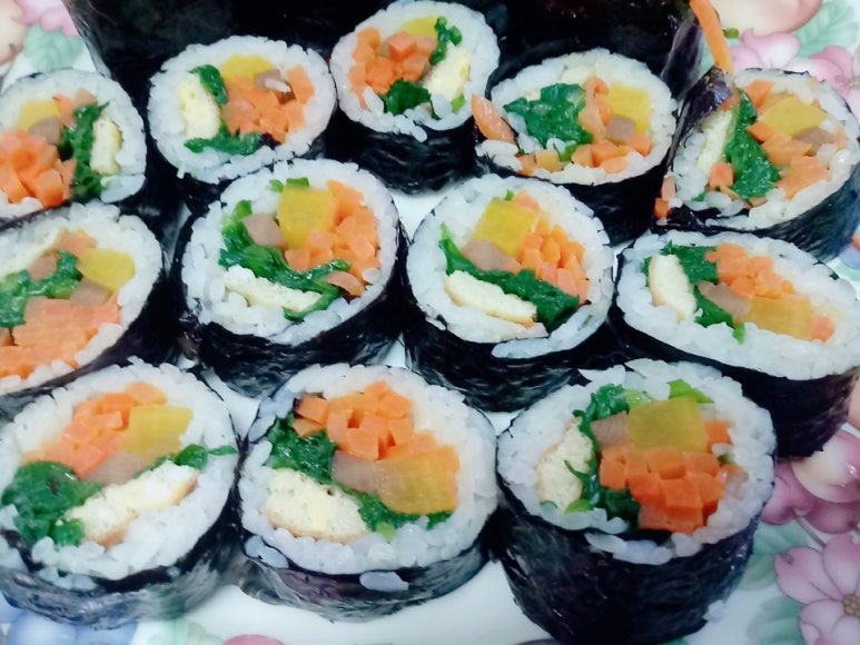 당근김밥 이미지