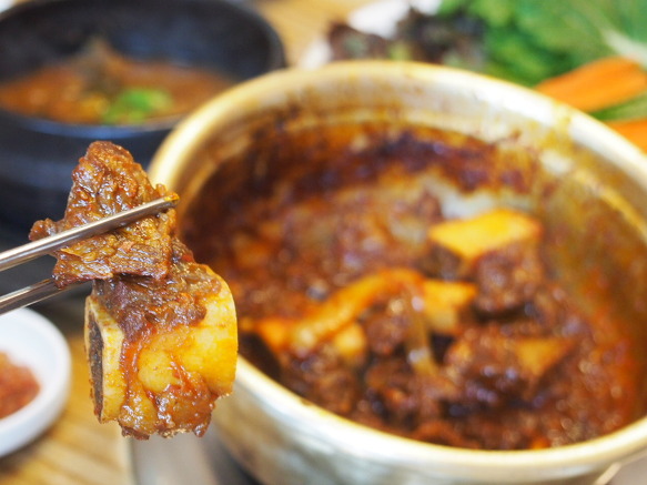 칠성닭꼬치 이미지