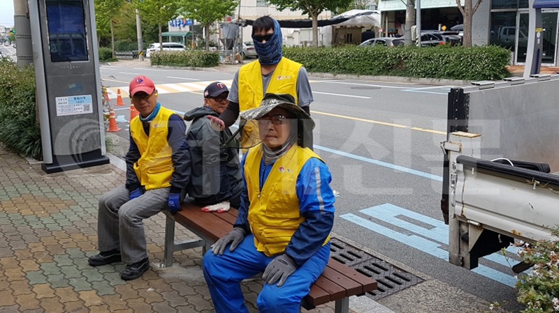 희망근로자대기소 이미지