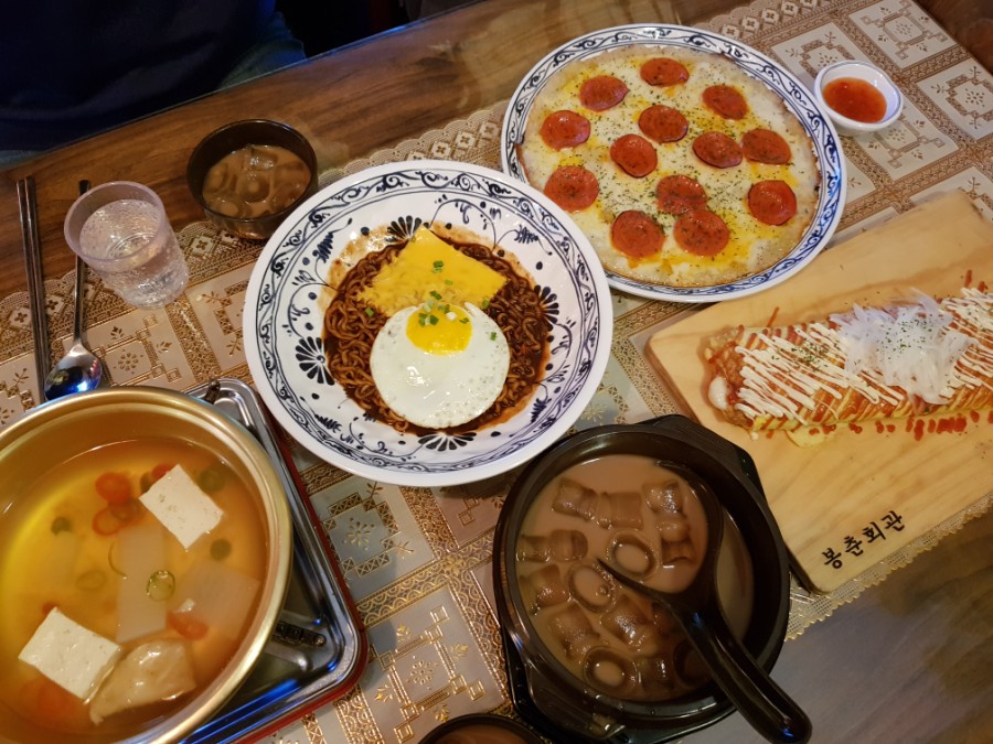 봉춘다방 이미지