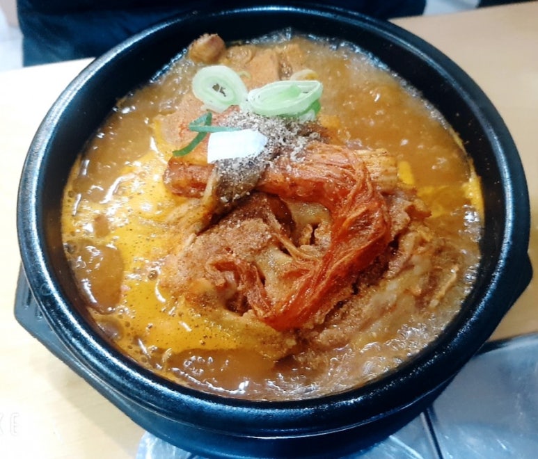 순우리뼈감자탕 이미지