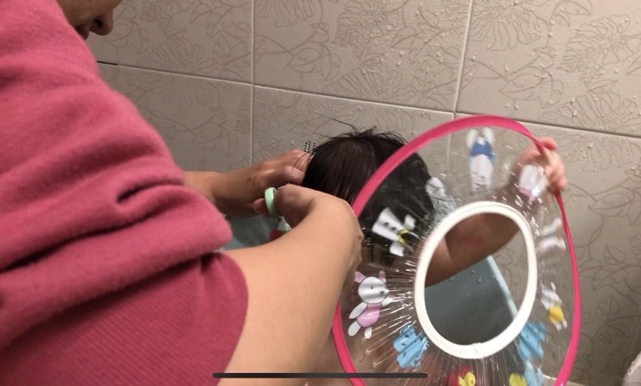 빗그리고가위 이미지