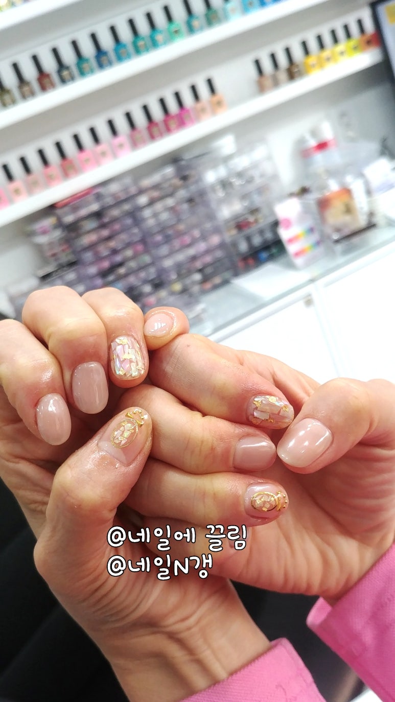 네일에 끌림 이미지