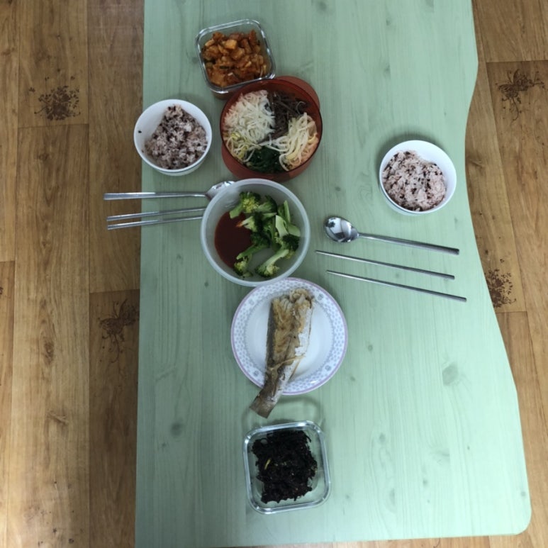 호식이두마리치킨여좌점 이미지