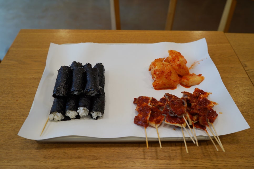 충무서점 이미지