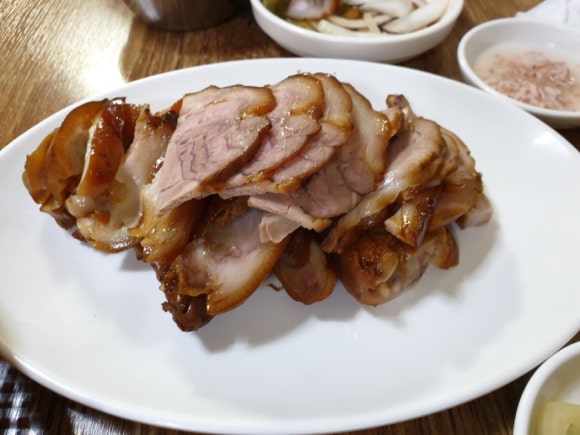 시골왕족발 이미지