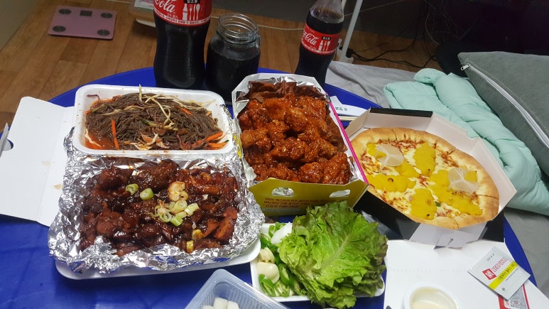 아자왕족발 이미지