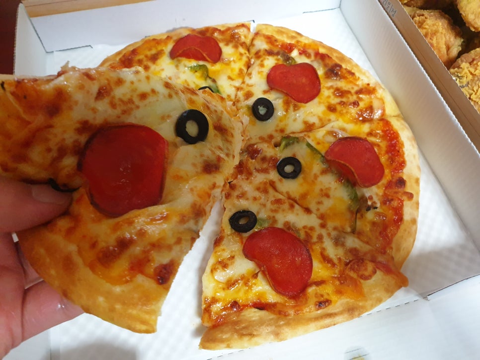 맛있는피자치킨 이미지
