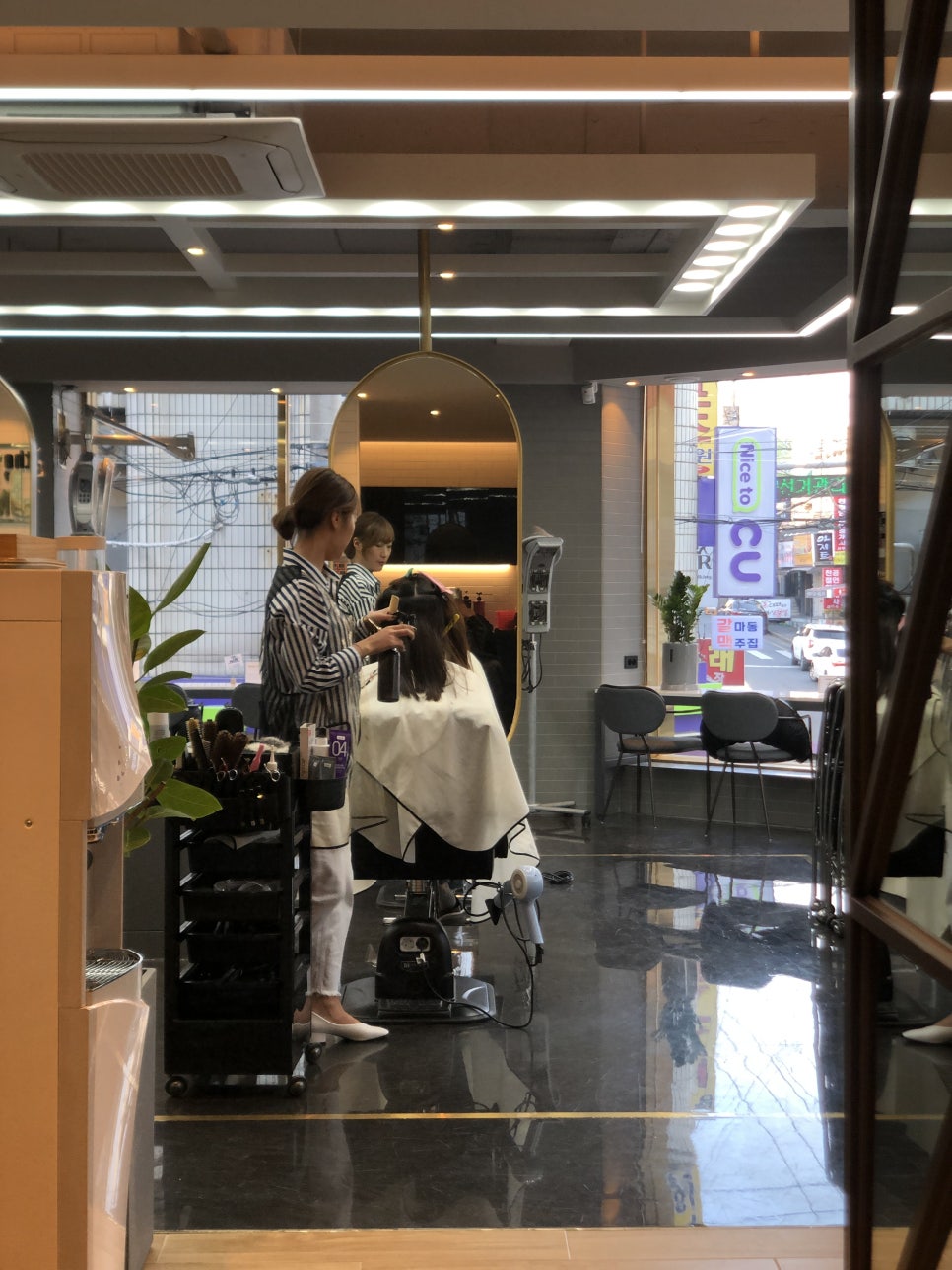 더퍼스트제이미헤어 이미지