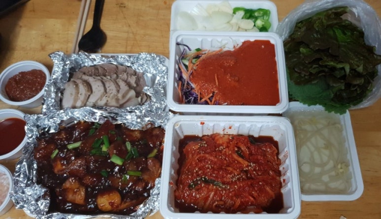 아자왕족발 이미지