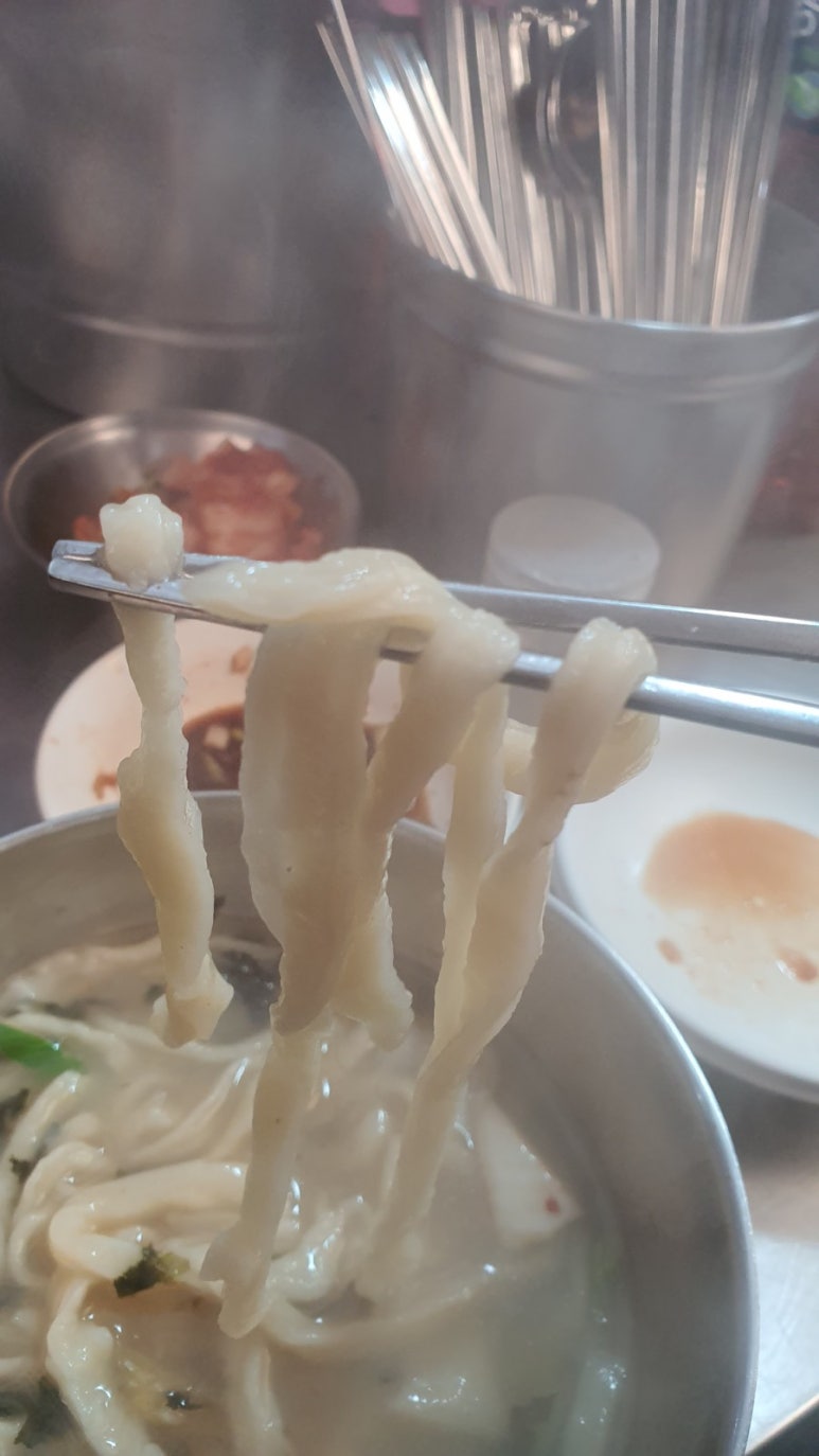 부뚜막손칼국수 이미지